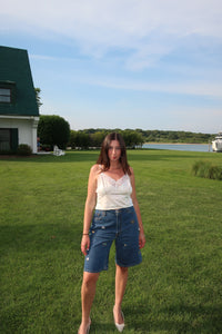 Brooch Levi’s Shorts